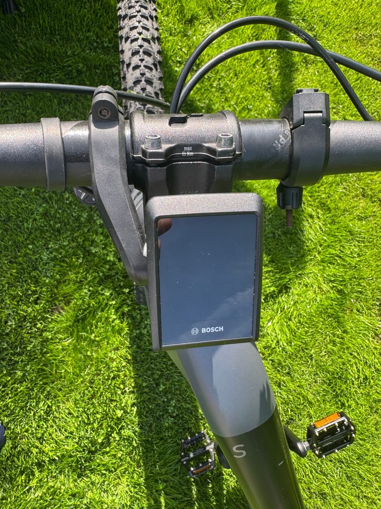 Used CUBE REACTION HYBRID, SLT 750 2023 2023 Mountainbike, Black, 27.5, 29 — image 8 of 11