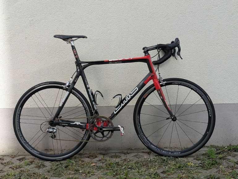 Used BMC BMC Custom Campagnolo Chorus 2009 Road & Gravel — image 1 of 17