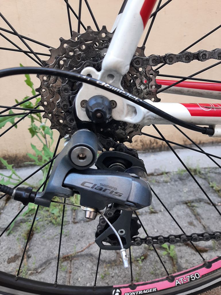Used Trek 1.1 H2 Compact 2014 2014 Road & Gravel — image 4 of 5