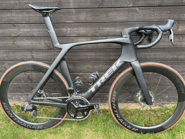 Used Trek Madone SLR 9 AXS Gen 7 2023 2023 Road & Gravel, Black — image 2 of 3