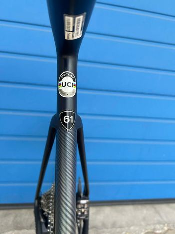 Used Specialized Tarmac SL7 Comp - Rival eTap AXS 2022 2022 Road & Gravel, Blue — image 4 of 7
