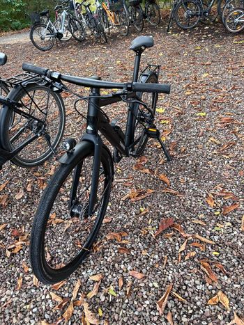 Used Canyon Commuter 7 2024 2024 Urban, Black — image 2 of 3