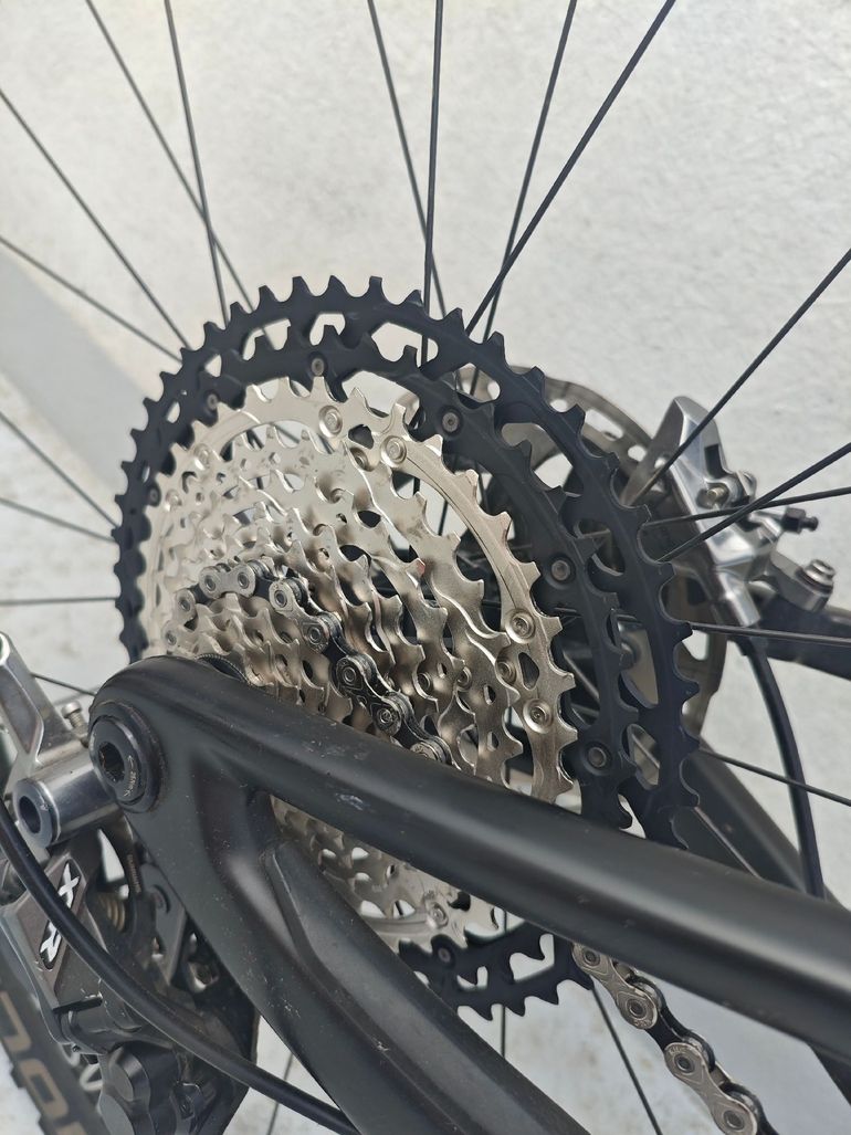 Used BMC Fourstroke Shimano XTR 2024 Mountainbike, Light Gray — image 10 of 12