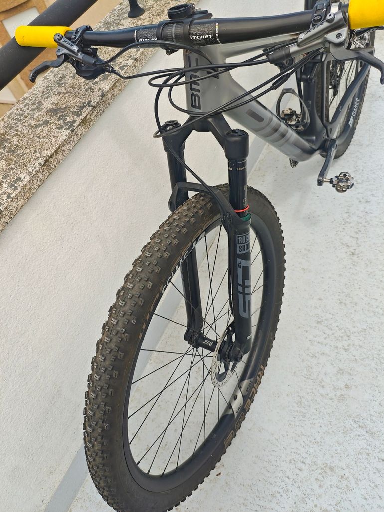 Used BMC Fourstroke Shimano XTR 2024 Mountainbike, Light Gray — image 5 of 12