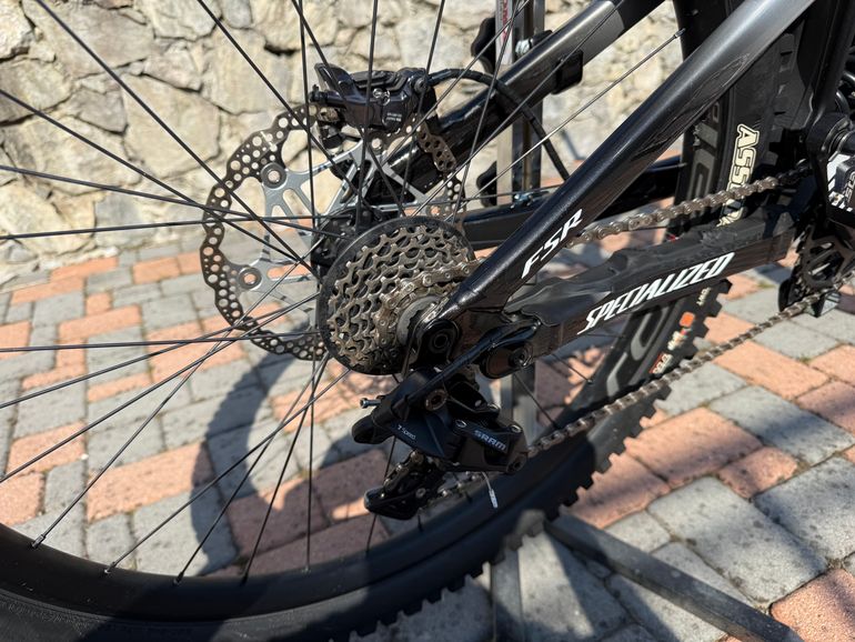 Used Specialized Demo Expert 2022 2022 Mountainbike, Light Gray, 29, 27.5 — image 6 of 9