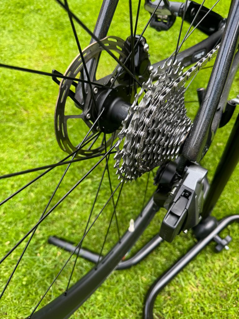 Used Trek Émonda SL 6 AXS 2023 2023 Road & Gravel, Schwarz — image 7 of 13
