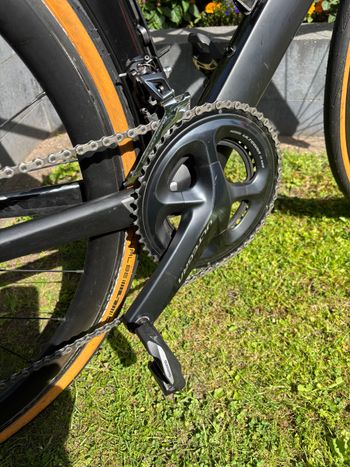 Used Canyon Canyon Aeroud CF SLX, Ultegra (velgremmen) 2019 Road & Gravel, Black — image 3 of 5