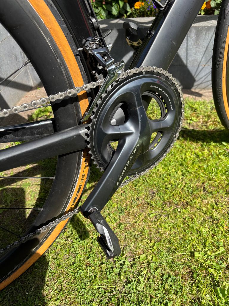 Used Canyon Canyon Aeroud CF SLX, Ultegra (velgremmen) 2019 Road & Gravel, Black — image 3 of 5
