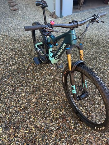 Used Orbea RISE M10 2023 2023 Mountainbike, Green, 29 — image 12 of 13
