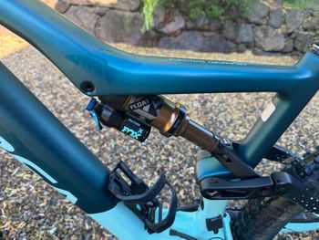 Used Orbea RISE M10 2023 2023 Mountainbike, Green, 29 — image 9 of 13