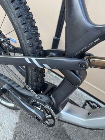 Canyon Spectral 29 CFR 2022 2022 Mountainbike usato, Grigio chiaro — immagine 16 di 19