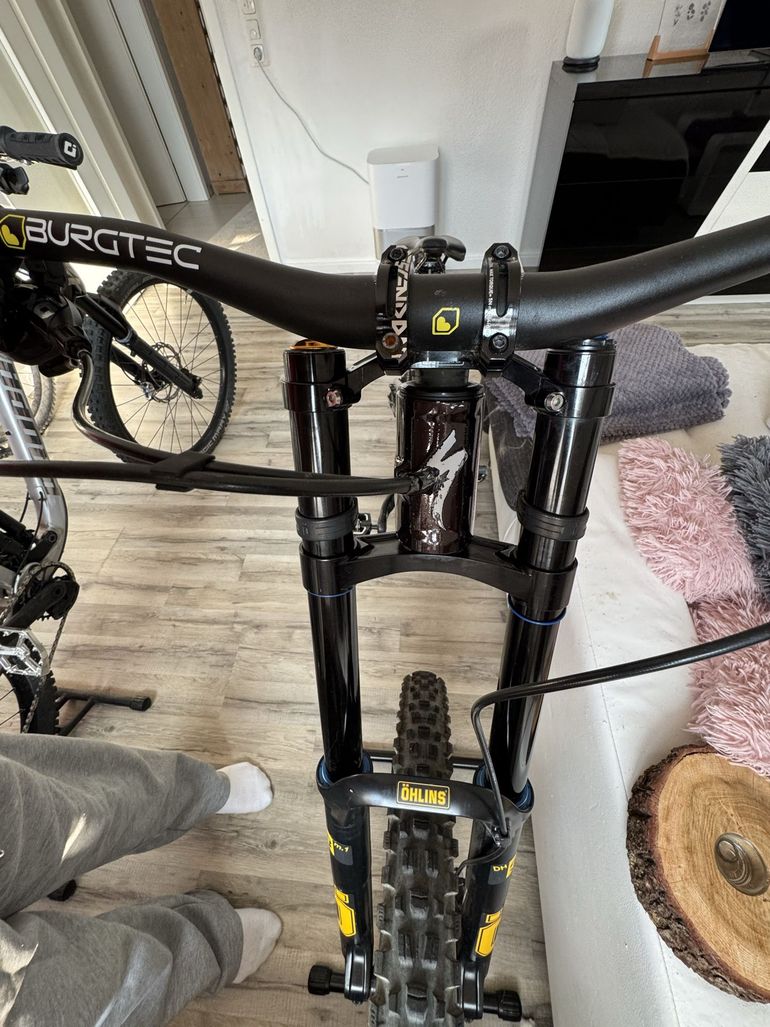 Brugt Specialized Demo Race 2023 2023 Mountainbike — billede 8 af 8