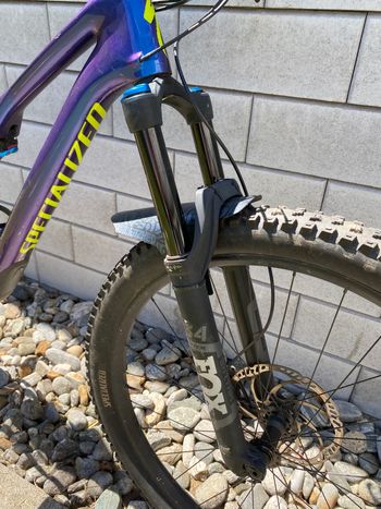 Used Specialized Men's Stumpjumper Comp Carbon 27.5—12-speed 2019 2019 Mountainbike, Blue, 27.5 — image 8 of 11