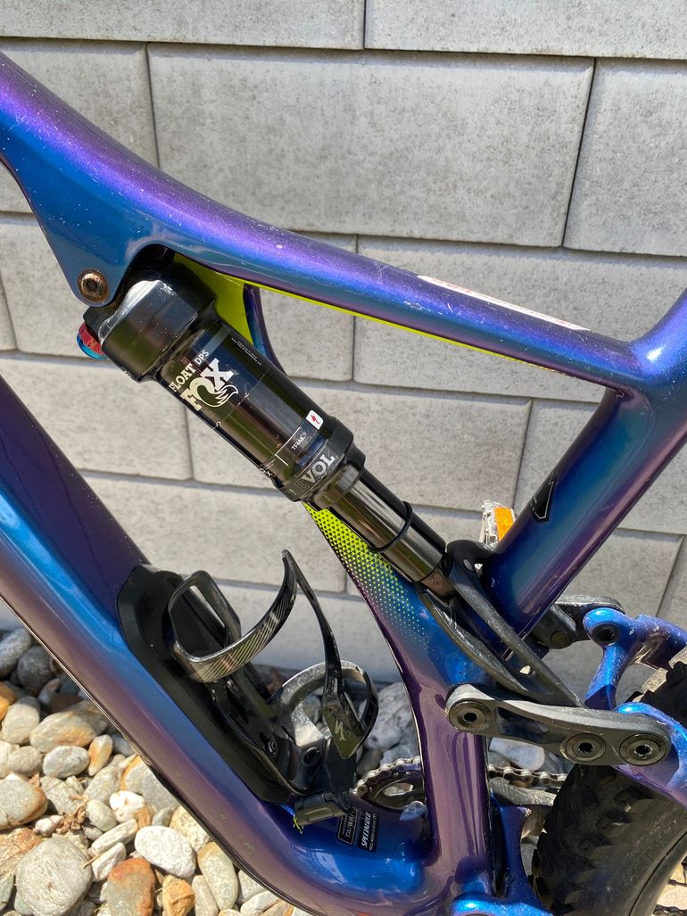 Used Specialized Men's Stumpjumper Comp Carbon 27.5—12-speed 2019 2019 Mountainbike, Blue, 27.5 — image 6 of 11