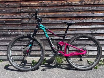 Used Liv Pique Advanced 2 2017 2017 Mountainbike, Black, 27.5 — image 4 of 9