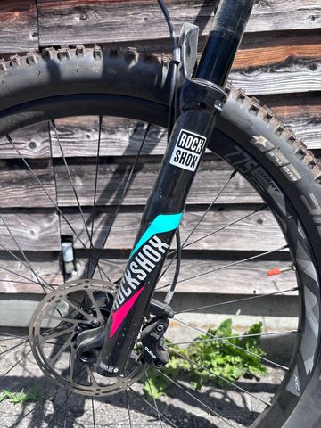 Used Liv Pique Advanced 2 2017 2017 Mountainbike, Black, 27.5 — image 7 of 9