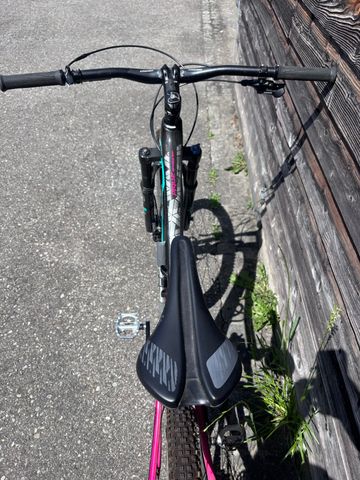 Used Liv Pique Advanced 2 2017 2017 Mountainbike, Black, 27.5 — image 8 of 9