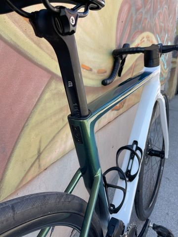 Použité Basso Astra SRAM Rival eTap AXS 2023 Road & Gravel — obrázek 4 z 7