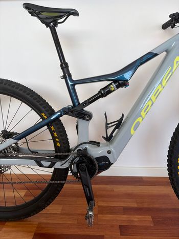 Used Orbea RISE H30 2023 2023 Mountainbike, Light Gray, 29 — image 4 of 9