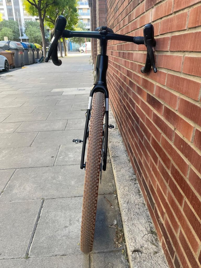 Used Trek Checkmate SLR 8 AXS 2025 2025 Road & Gravel, Black — image 6 of 6