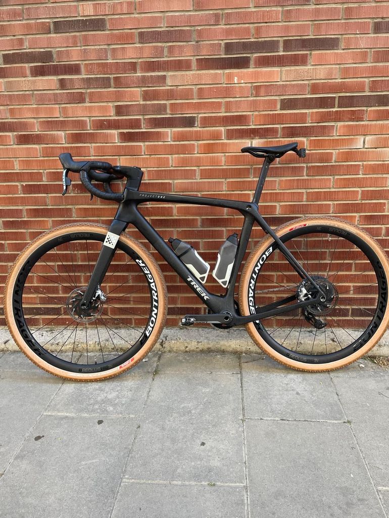 Used Trek Checkmate SLR 8 AXS 2025 2025 Road & Gravel, Black — image 2 of 6