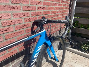 Używany Canyon Aeroad CF SL 7.0 2020 2020 Road & Gravel — zdjęcie 4 z 5