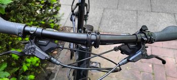 Used Specialized Sirrus Shimano Deore XT 2023 Urban, Green — image 3 of 4