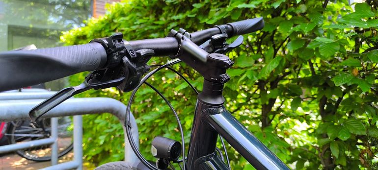 Used Specialized Sirrus Shimano Deore XT 2023 Urban, Green — image 2 of 4