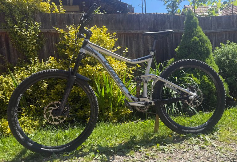 Used Giant Trance Other 2015 Mountainbike — image 2 of 19