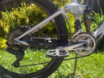 Giant Trance Other 2015 Mountainbike usato, Grigio chiaro — immagine 17 di 19