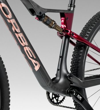 Used Orbea OIZ M-TEAM AXS 2025 2025 Mountainbike, Red, 29 — image 2 of 3