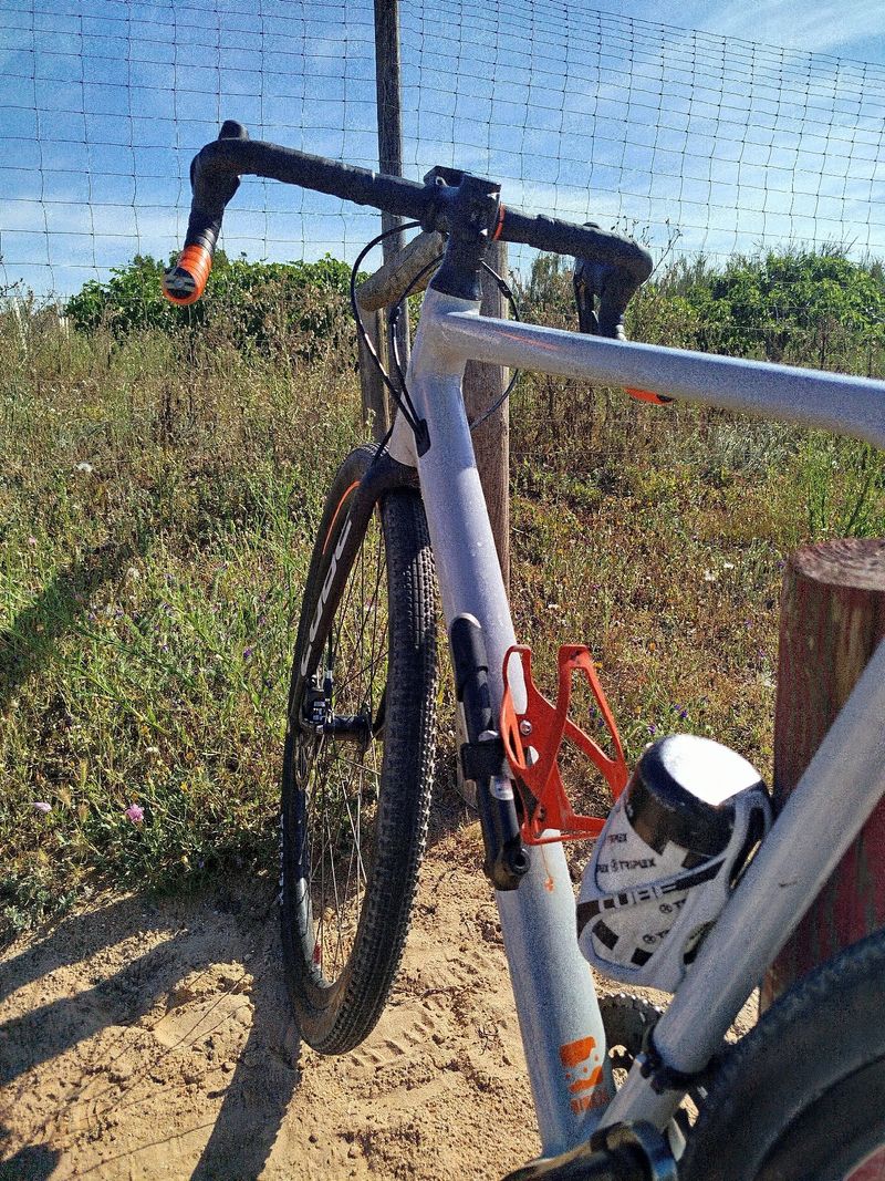 Použité CUBE CROSS RACE 2022 2022 Road & Gravel — obrázek 8 z 8