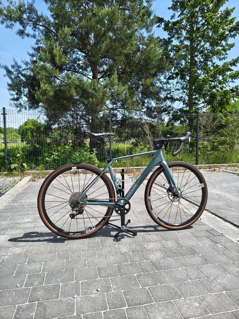 Used Superior X-ROAD Team Comp GR 2023 2023 Road & Gravel, Blue — image 1 of 7