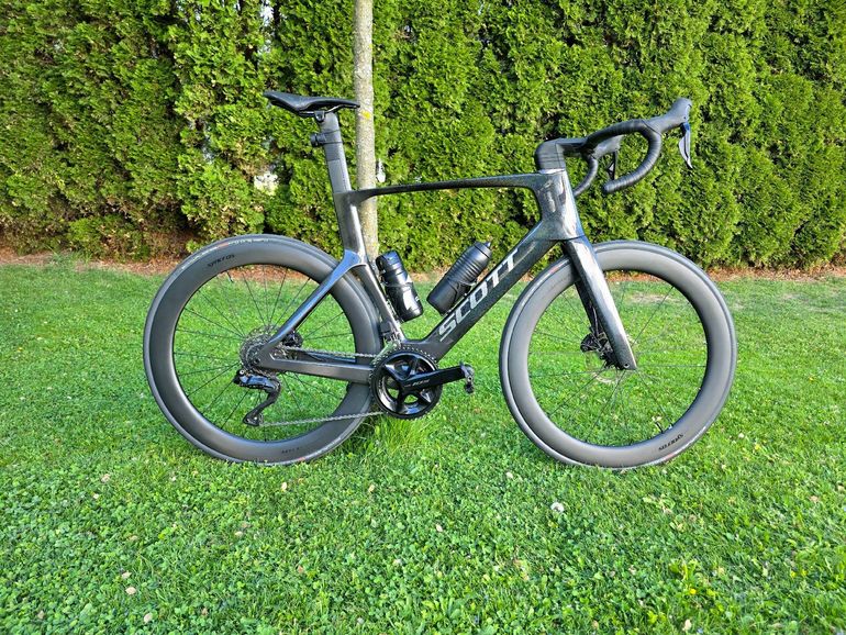 Used Scott Foil RC 20 2025 2025 Road & Gravel, Black — image 2 of 40