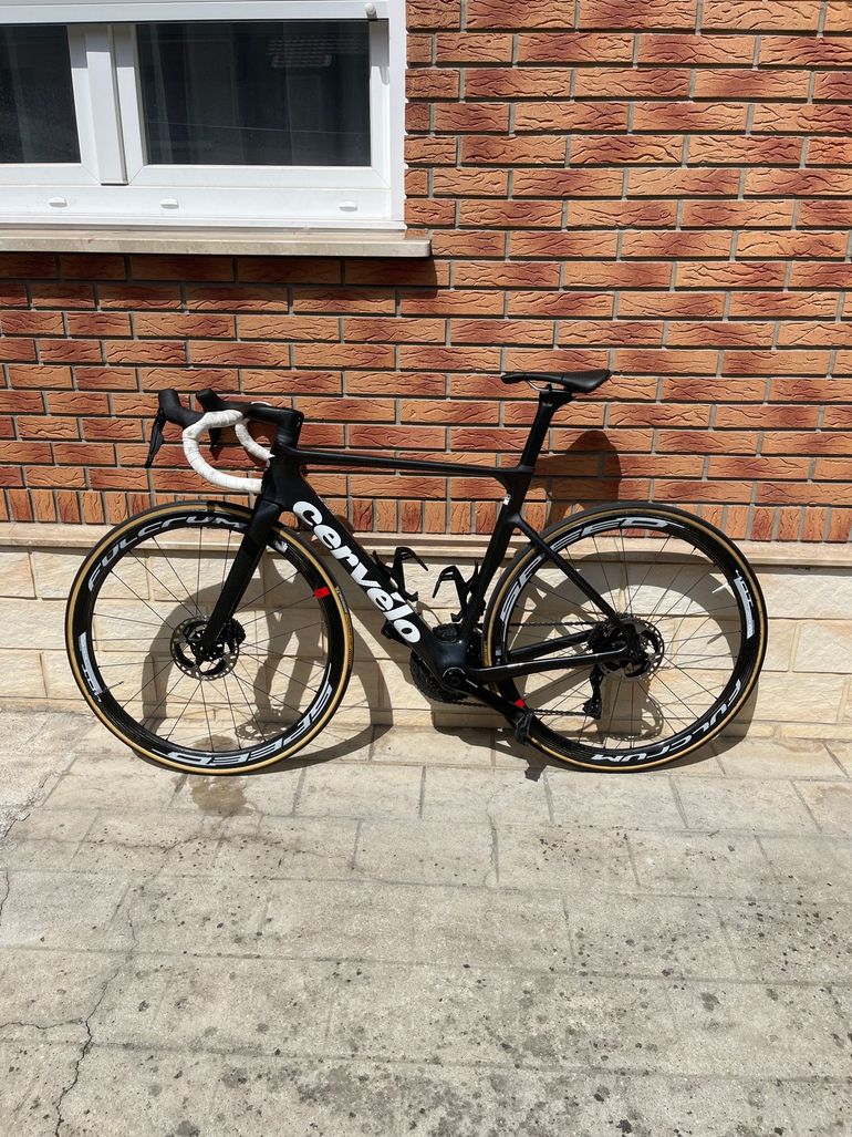 Used Cervélo Soloist Shimano 105 2025 Road & Gravel — image 2 of 7
