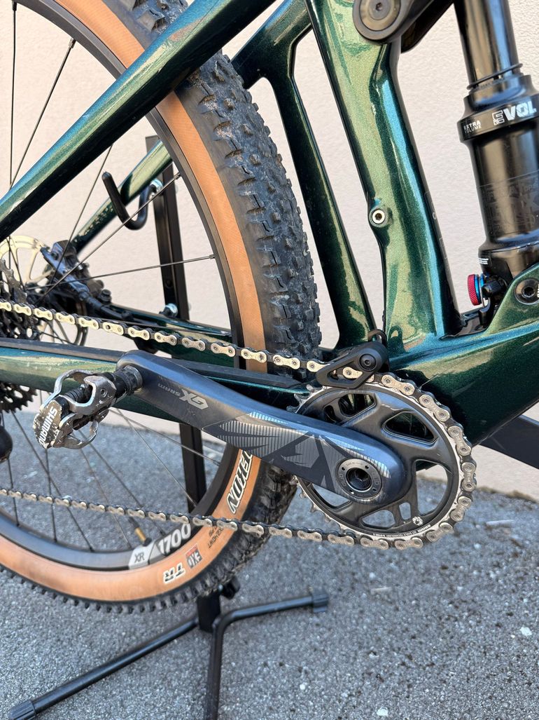 Used BMC Fourstroke 01 LT | ONE 2022 2022 Mountainbike, Grün, 29 — image 6 of 7