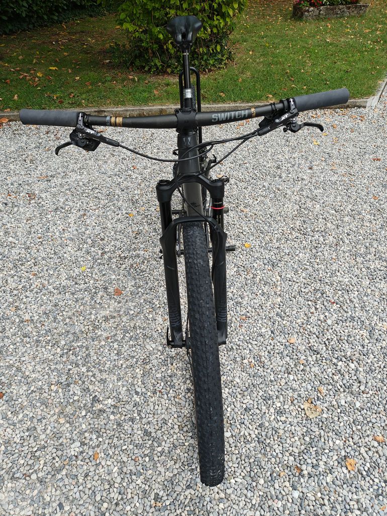 Used Trek Top Fuel 9.9 SL AXS 2019 2019 Mountainbike, Light Gray, 29 — image 3 of 4