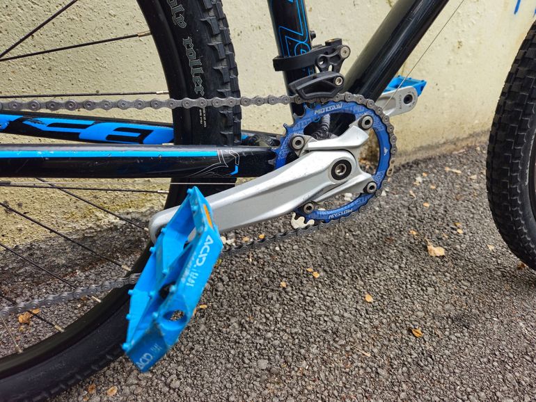 Used Felt Felt Custom Shimano Deore 2015 Mountainbike, Black — image 3 of 8