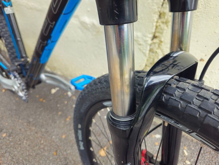 Used Felt Felt Custom Shimano Deore 2015 Mountainbike, Black — image 7 of 8