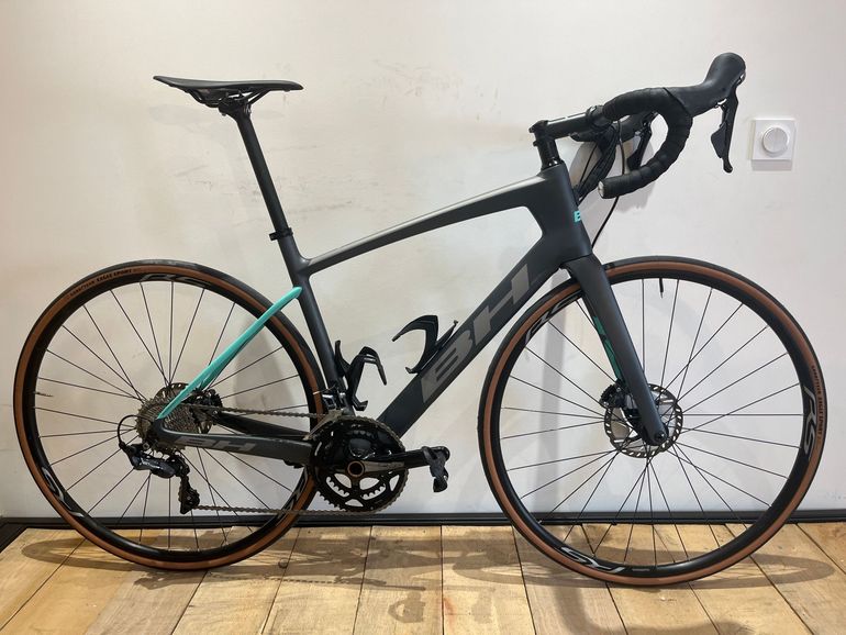 Used BH Quartz Shimano Ultegra 2020 Road & Gravel, Light Gray — image 1 of 9