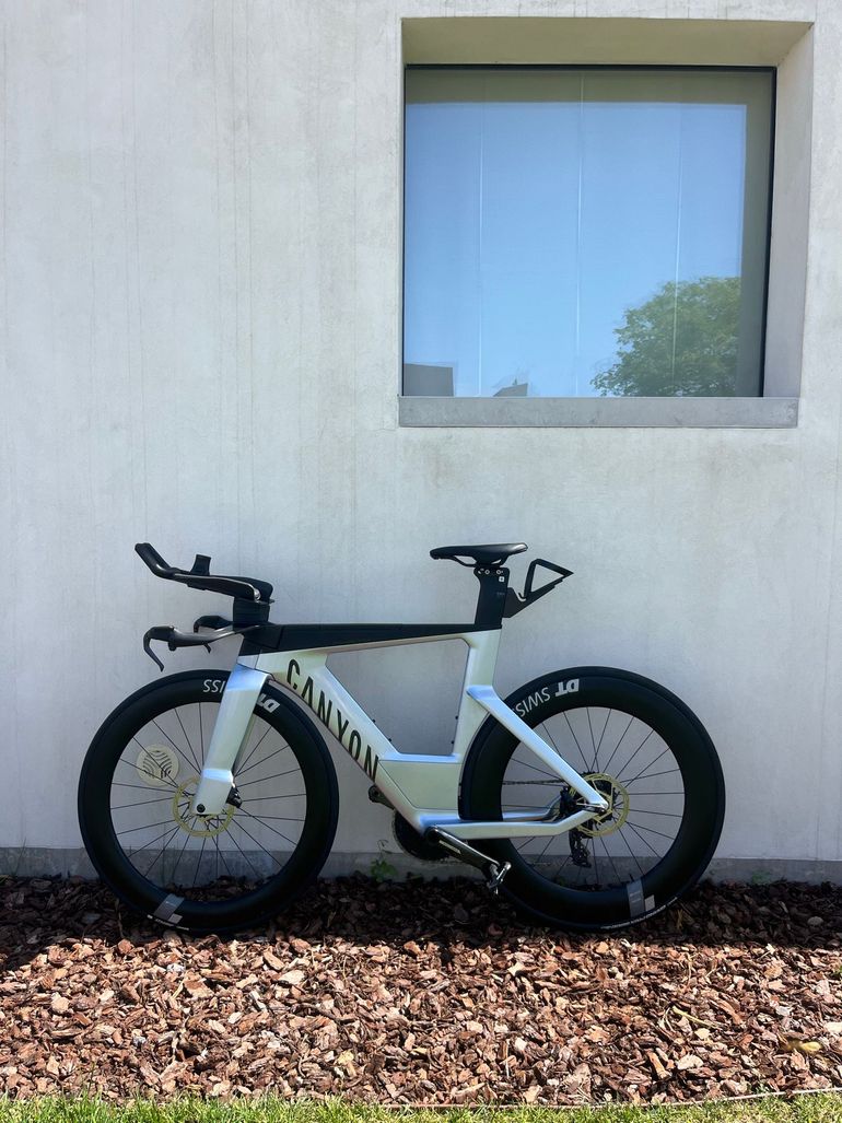 Used Canyon Speedmax CF SLX 8 AXS 2025 2025 Road & Gravel, Light Gray — image 9 of 13