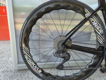 Used Cannondale SuperSix EVO Shimano Ultegra Di2 2025 Road & Gravel — image 6 of 8
