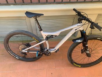 Used Orbea OIZ H10 TR 2022 2022 Mountainbike, Gris claro — image 7 of 8
