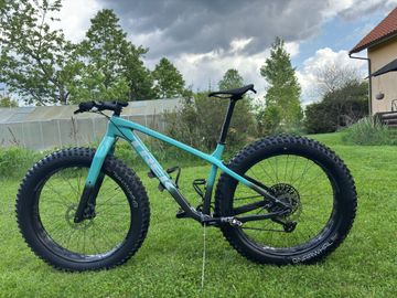 Used Trek Farley 5 2025 2025 Mountainbike, Green — image 2 of 8