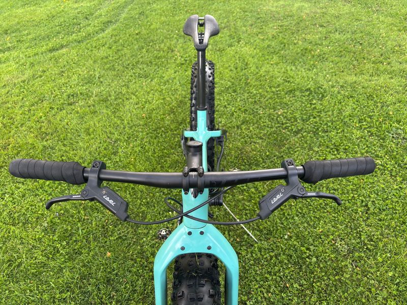 Used Trek Farley 5 2025 2025 Mountainbike, Green — image 7 of 8