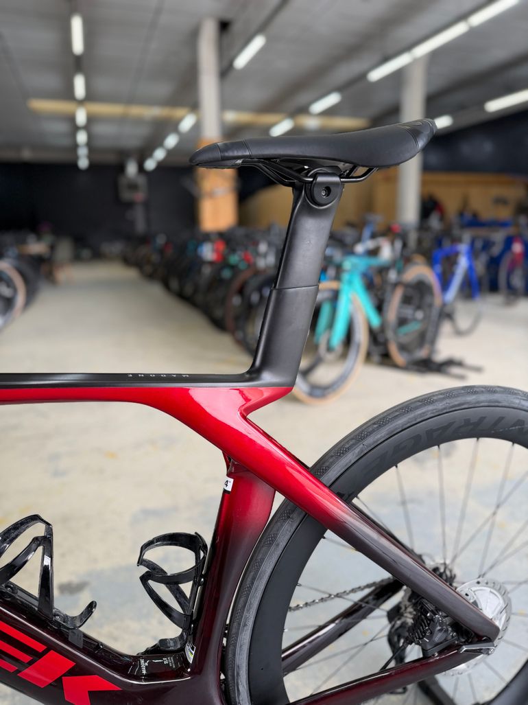 Used Trek Madone SLR7 Di2 Carbon 2024 Road & Gravel — image 22 of 24