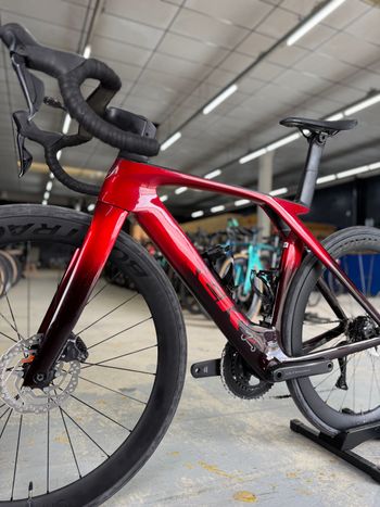 Used Trek Madone SLR7 Di2 Carbon 2024 Road & Gravel — image 19 of 24