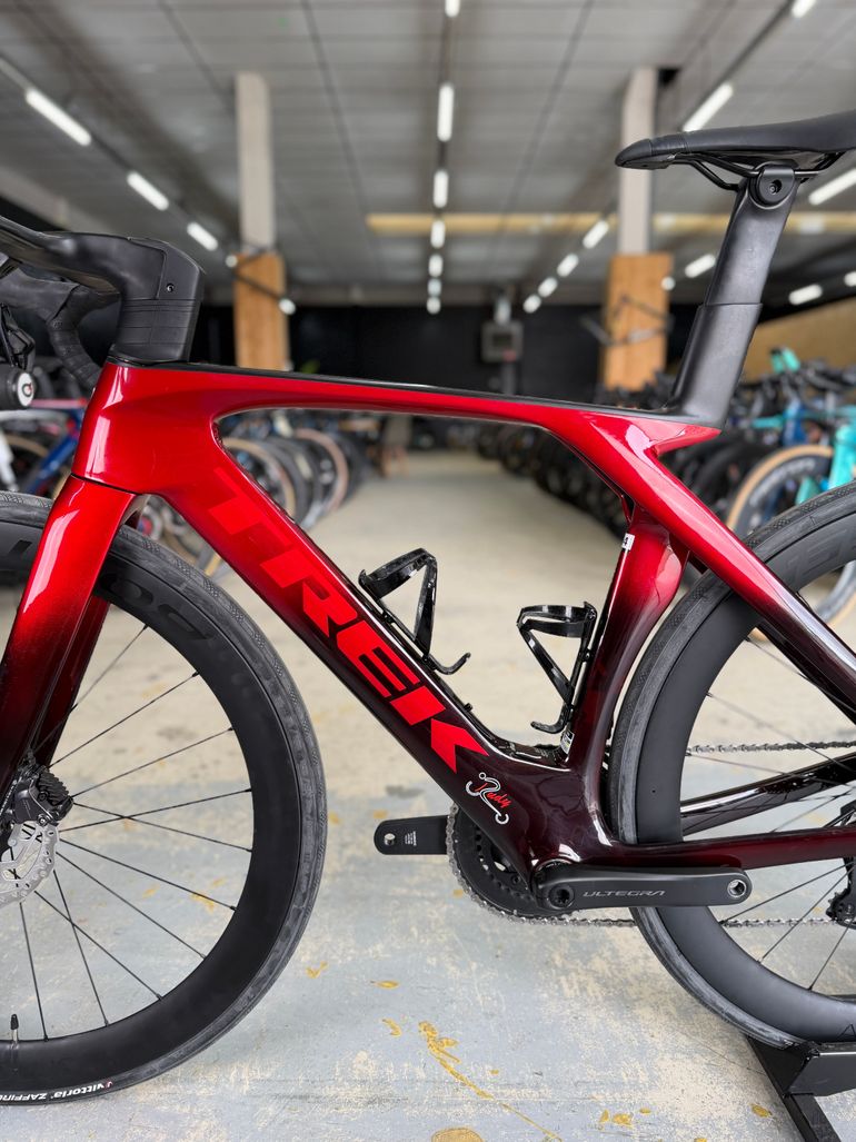 Used Trek Madone SLR7 Di2 Carbon 2024 Road & Gravel — image 24 of 24