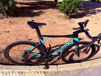 Used Bianchi Oltre PRO Ultegra Di2 2023 2023 Road & Gravel, Black — image 7 of 7