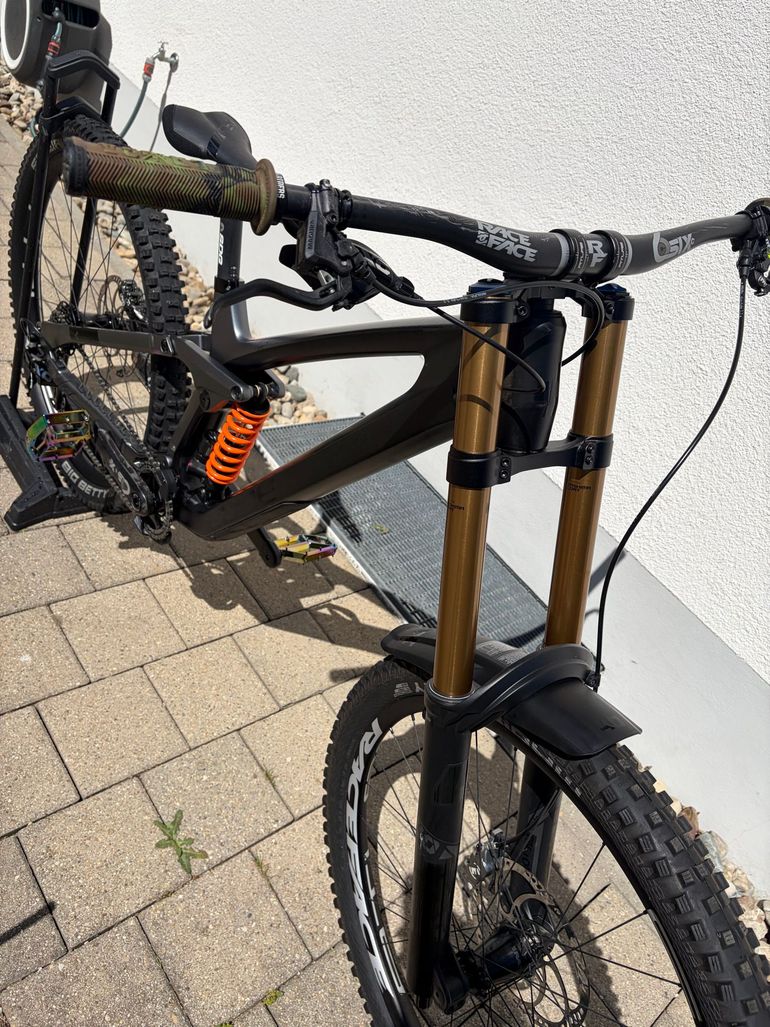 Used CUBE TWO15 HPC SLT 2023 2023 Mountainbike, Light Gray, 29 — image 19 of 21